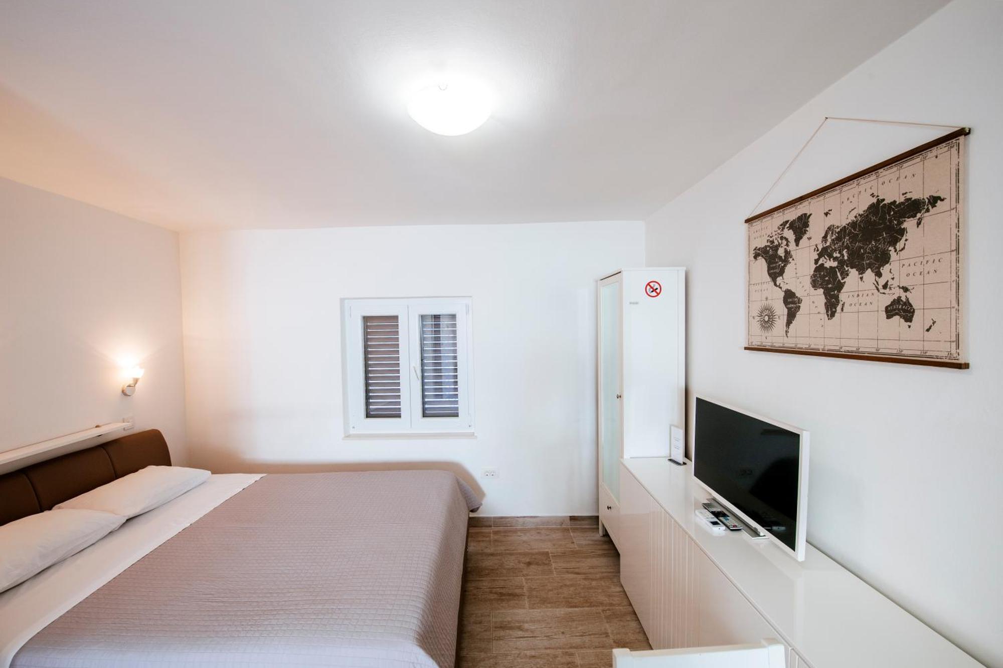 Apartmani Ema ザダル エクステリア 写真