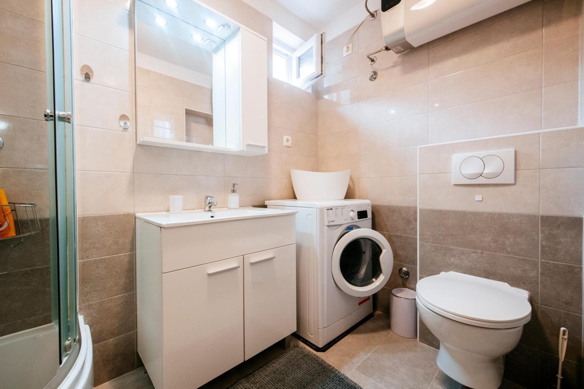 Apartmani Ema ザダル エクステリア 写真